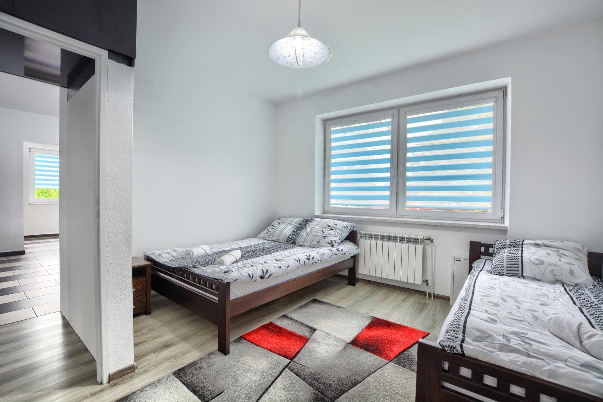 Ceglany Apartament 우스트르치키 돌네 외부 사진